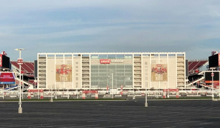 Spy Plane Buzzes Levi's Stadium During 49ers Win, And It's Not the First Time