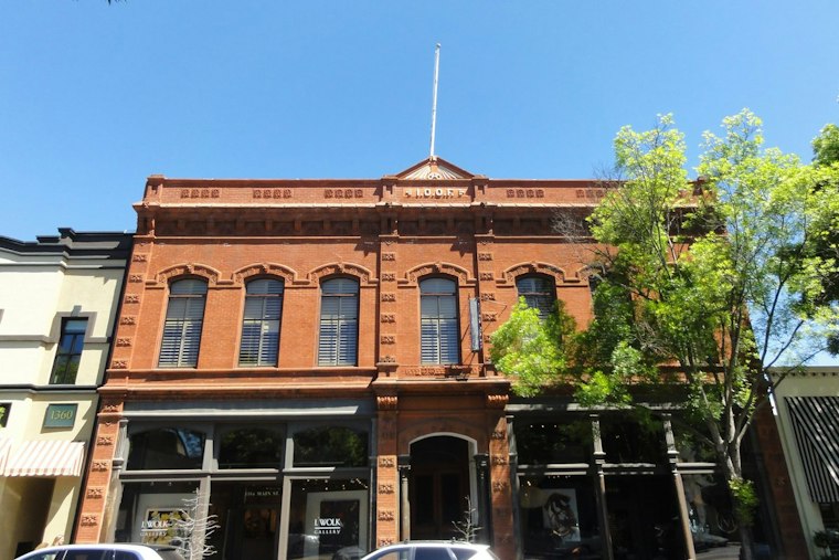 St. Helena's Finance Report Finds No Deficit, But Warns of Pension Time Bomb
