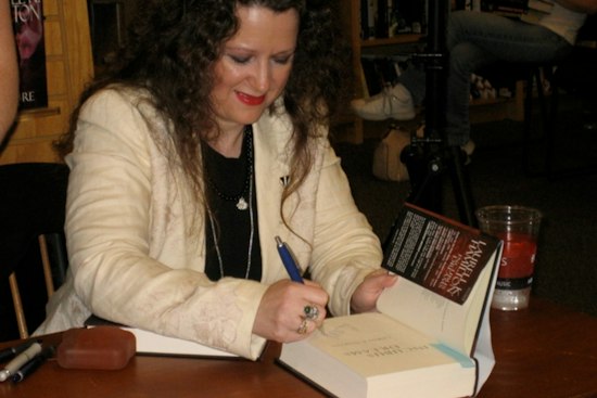 St. Louis Author Laurell K. Hamilton Finally Ends 20-Year Faerie Saga