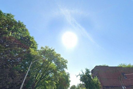 St. Louis Basks in Summerlike October Weekend Under Clear Skies