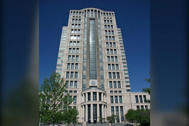 St. Louis County Felon Guilty After Selling 11 Guns, Meth to Undercover ATF Agent