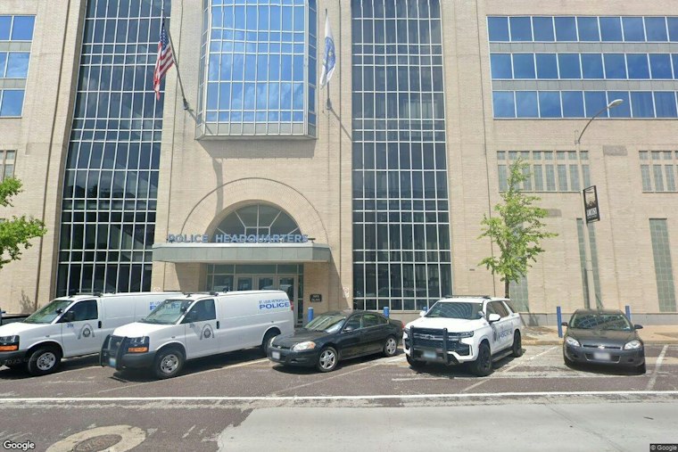 St. Louis Police Pitch Reality Show, Mayor Warns of Legal Risk