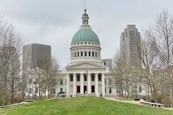 St. Louis Tax Preparer Gets 56 Months After $22K Refund Scheme, Casino Sprees