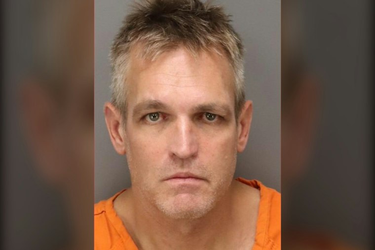 St. Pete Beach Man Accused of Leaving Woman 43 Voicemails, Making 4 Unfounded 911 Reports