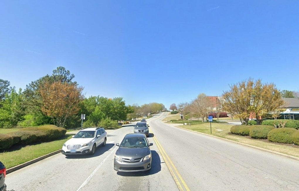 Stabbing Erupts at Douglasville Cigar Lounge Near I-20, Victim's Condition Unknown