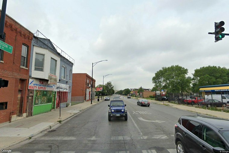 State Street Shuts Down for Chicago's First Loop Arts Fest, Soul Singer Simone Green Headlines