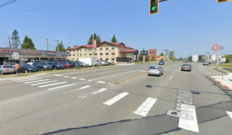 Stolen Car Plows Into Crowd Outside North Everett Restaurant, Six Hit