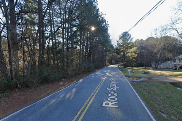 Stonecrest Water Main Break Leaves Neighborhood Dry for Nearly Two Days