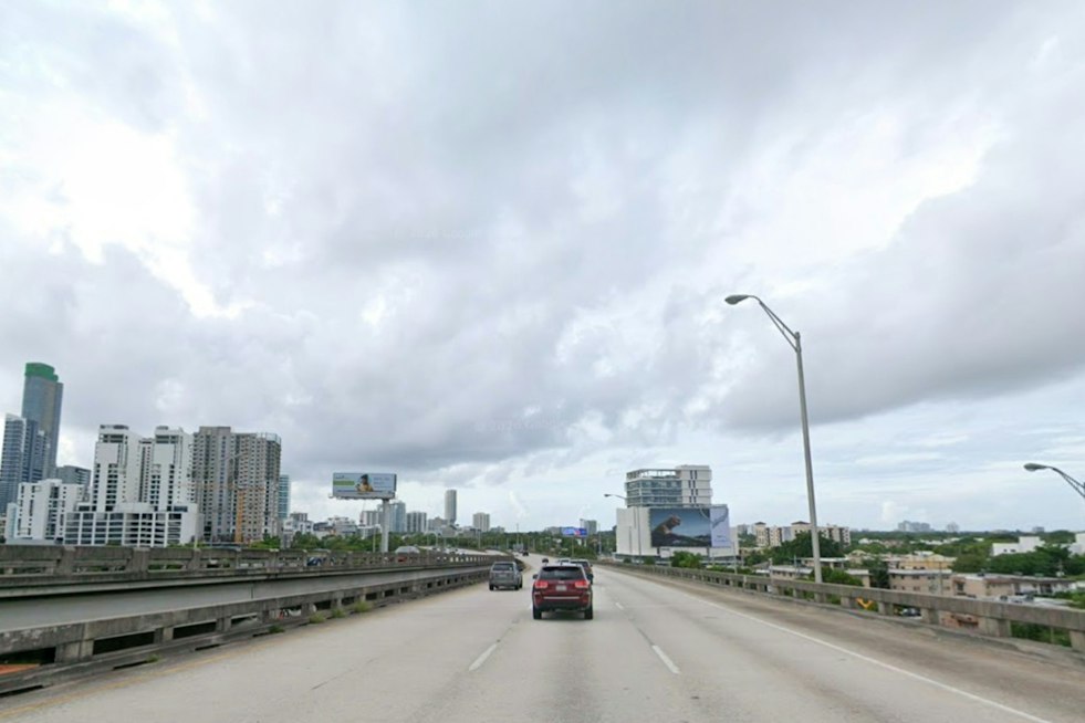 Stormy Saturday to Soak Miami as Wicked Winds Whip South Beach
