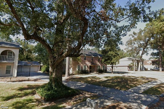 Stranded Car on Kuykendahl Road Ends in Gun Threat, Three Arrests