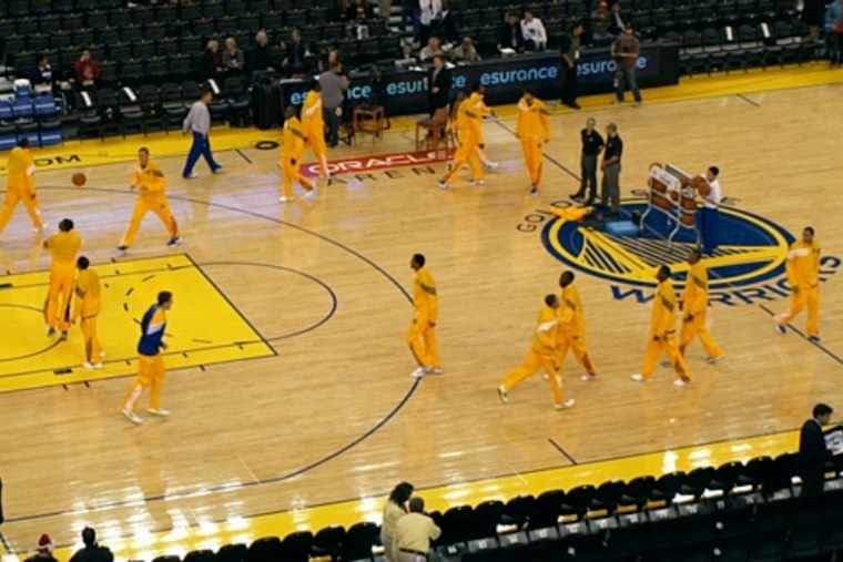 Streamer N3on, Ronnie 2K Judge Sac State's Hornet Madness Tonight