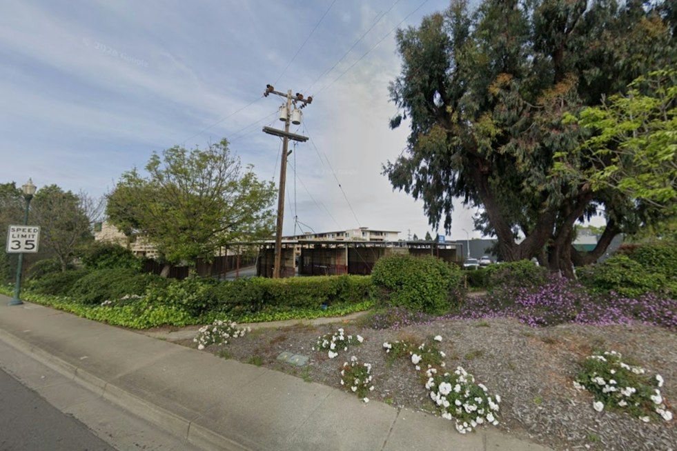 SummerHill Files Plan For 278 Homes at San Mateo's Shuttered Hillsdale Inn