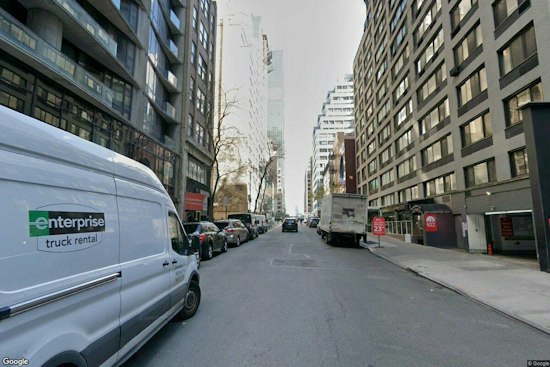 Sun and Done: Sunny Sunday in NYC Before Blustery Fall Winds Blow In