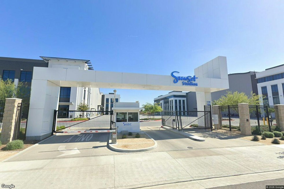 Sun Valley's $200M Sunset Glenoaks Studio Hits Market as LA Production Slumps