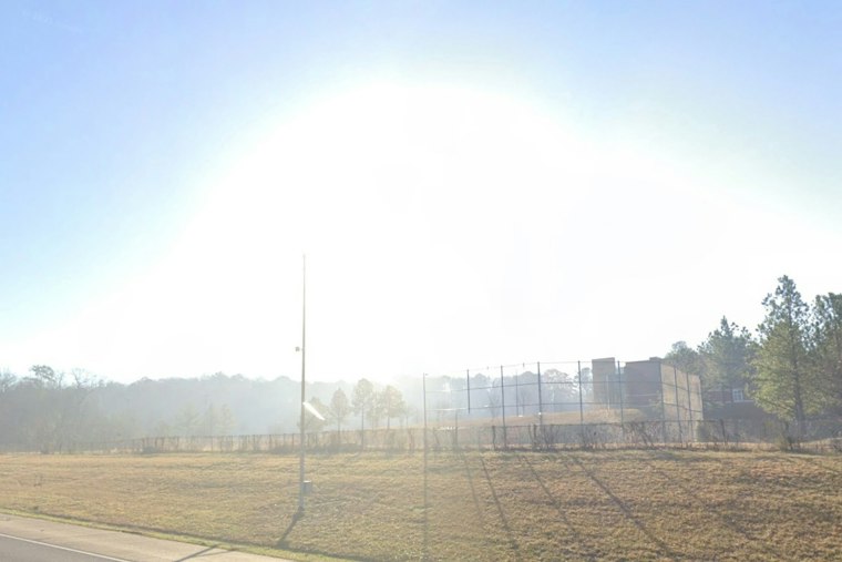 Sunny Fake-Out: Birmingham Basks in 80s Before Tropical Soaker Targets Weekend