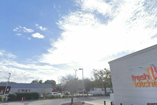 Sunny Skies, Soaked Weekend: Jacksonville Beaches Braced for Wind, Floods, Killer Rip Currents
