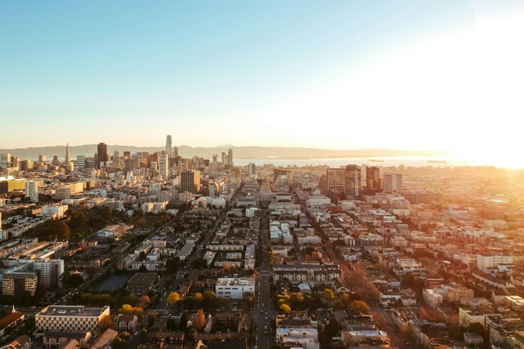 Sunny Skies, Soggy Shores: San Francisco Bayfront Faces Coastal Flooding Before Weekend Heat