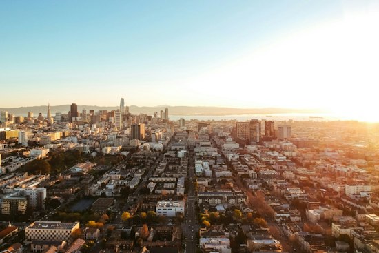 Sunny Skies, Soggy Shores: San Francisco Bayfront Faces Coastal Flooding Before Weekend Heat