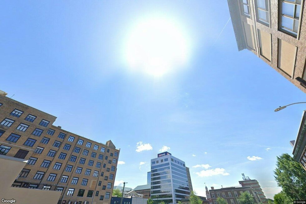 Sunny Skies, Stormy Surprise: Knoxville Basks in 80s Before Weekend Washout
