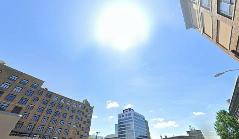 Sunny Skies, Stormy Surprise: Knoxville Basks in 80s Before Weekend Washout