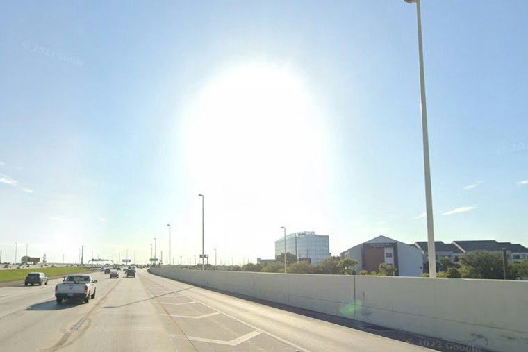 Sunny Tampa Week Kicks Off as Northeast Winds Whip Bay