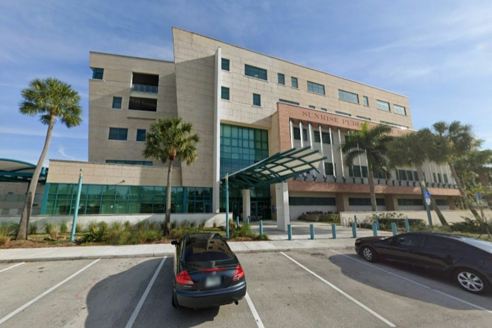 Sunrise Shooting Victim Won't Talk, Leaving Crime Scene a Mystery Near Sawgrass Mills