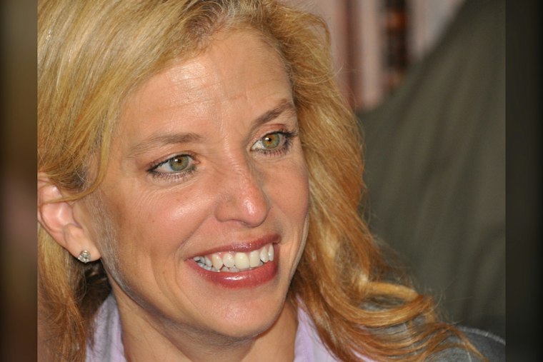 Suspicious Envelope Sent to Wasserman Schultz's Sunrise Office Echoes 2018 Bomb Scare