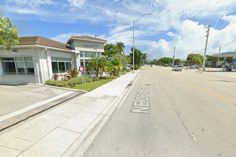 Suspicious Package Near Wilton Manors Bank Shuts Down Five Points Traffic
