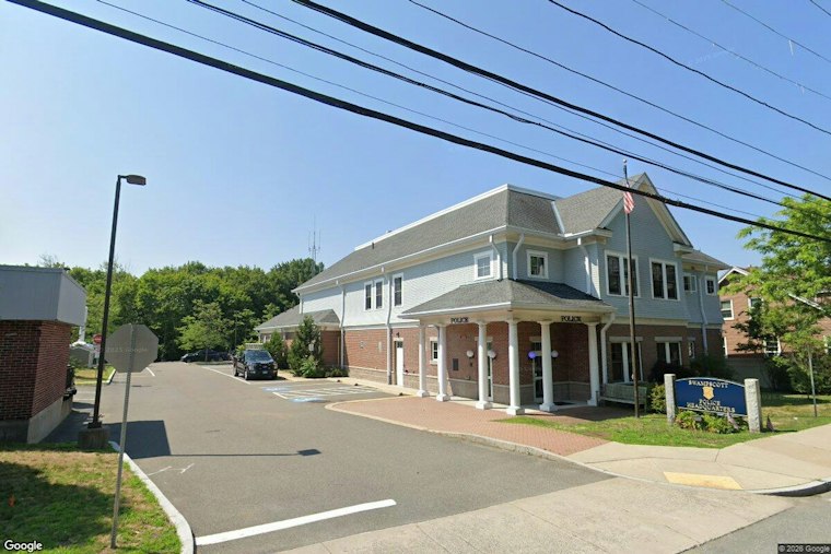 Swampscott Elementary Brings Children Inside After Man In ‘Security’ Gear Walks Into Woods