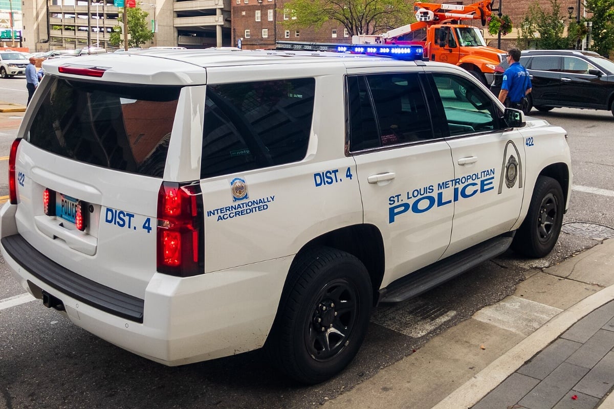 SWAT Standoff on Park Avenue Near Lafayette Square, St. Louis