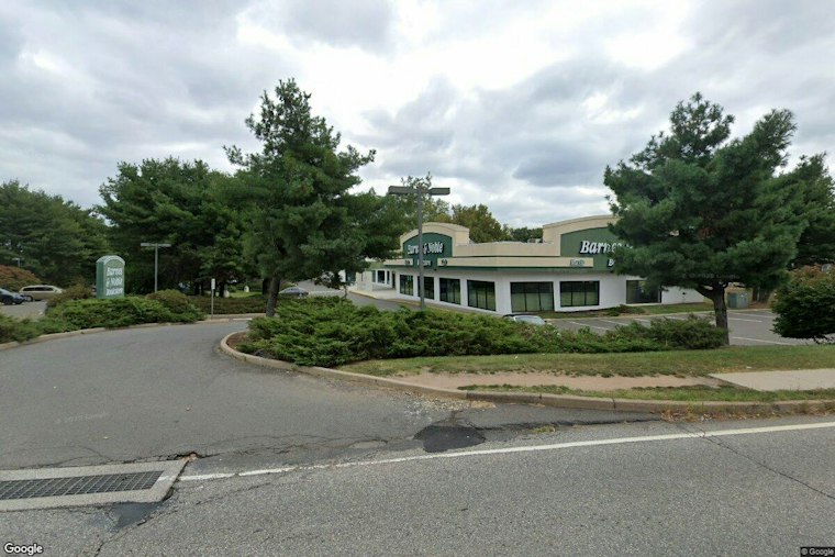 Swim School, Jeweler, Ice Cream Shop Fill Old Farmington Barnes & Noble