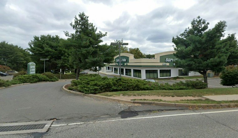 Swim School, Jeweler, Ice Cream Shop Fill Old Farmington Barnes & Noble