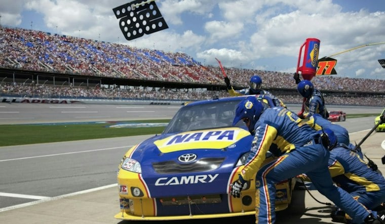 Talladega's YellaWood 500 Returns Oct. 23-25 With Playoff Stakes, Brantley Gilbert