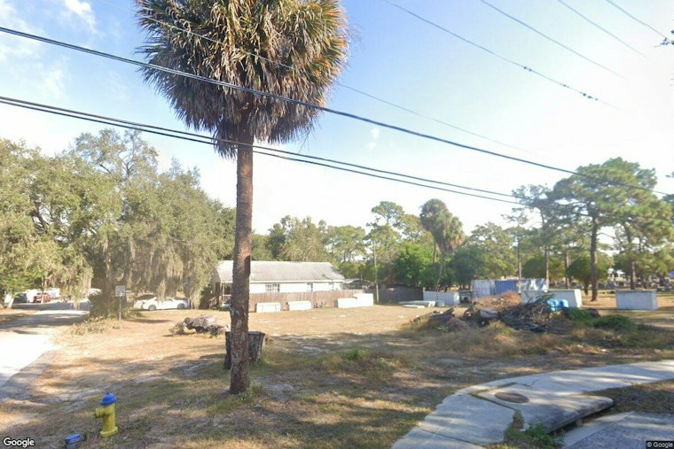 Tampa Felon Fires Gun in Front Yard, Then Deputies Find Nine Guns, Drugs Inside