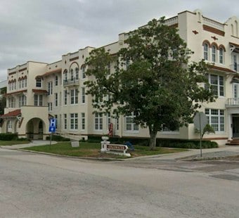Tampa's Former Hotel Cargyle Sells for $5.4M Near Bayshore Boulevard