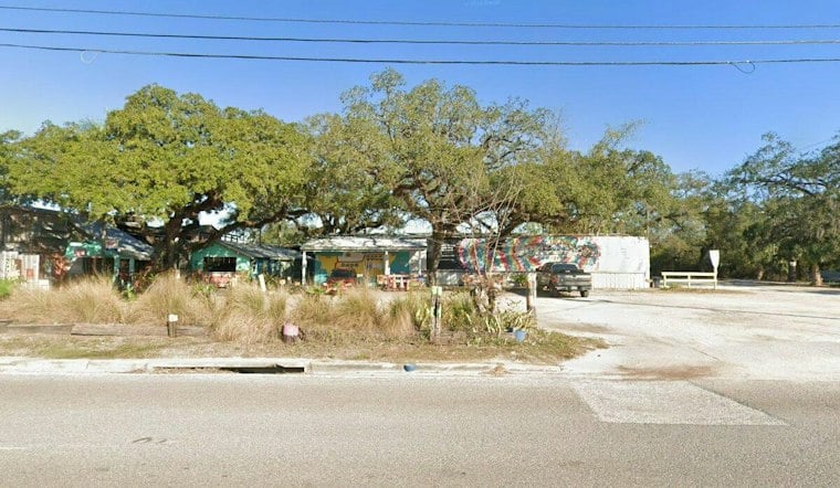 Tampa's Skipper's Smokehouse Wants Its Stolen Autographed T-Shirt Back
