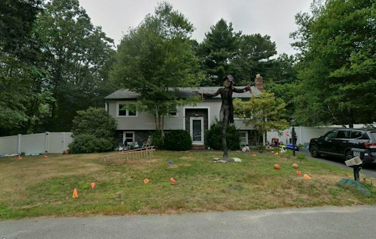 Taunton Family's 50-Animatronic Halloween Display Fights Pediatric Cancer