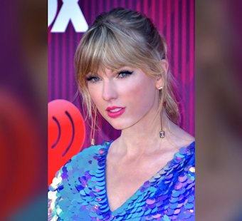 Taylor Swift Jokes She and Brad Paisley Were Estranged Over Cricket Prank