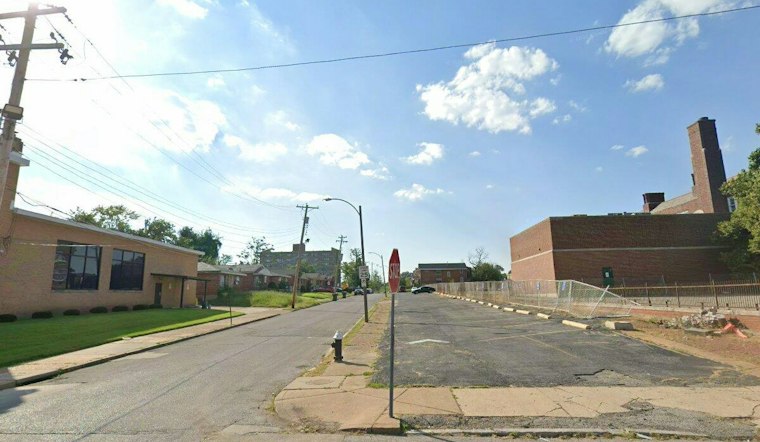 Teen Critically Wounded in Kingsway East Shooting, St. Louis Police Say