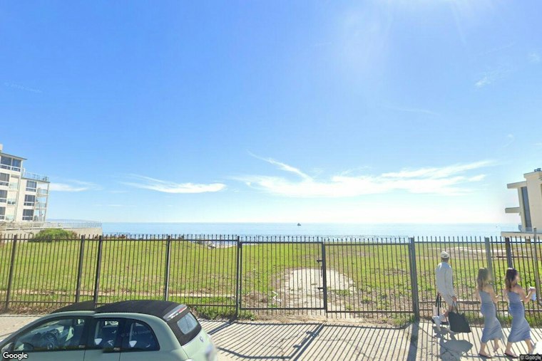 Teen Driver, 16, Fatally Crashes Into Parked Car on Malibu's PCH