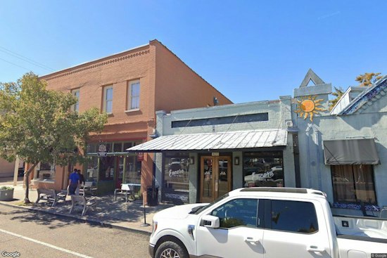 Tempo Tiempo Opens in Covington, Stacking Smash Burgers With Latin Flavor