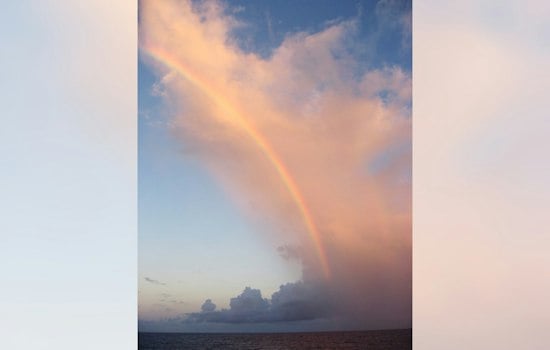 Ten Hawaiʻi Explorers Dive Into Unmapped Seafloor Near Papahānaumokuākea
