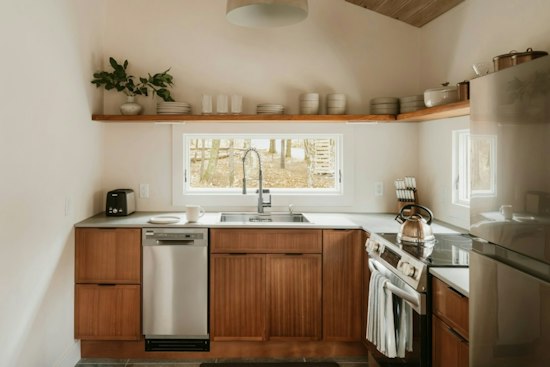 Tennessee Airbnb Hosts Rage as Dish-Washing, Trash Rules Vanish Nov. 20