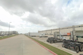 Tesla Adds Hail Canopies to Taylor Rail Yard in $1.6M Storage Upgrade