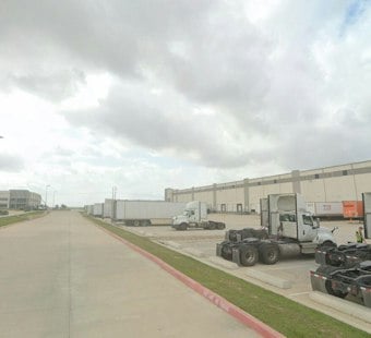 Tesla Adds Hail Canopies to Taylor Rail Yard in $1.6M Storage Upgrade
