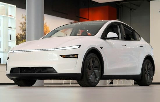 Tesla Pushes Self-Driving Cars to 2027, but Only Inside Robotaxi Zones