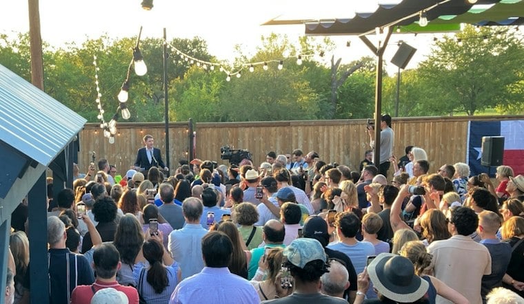 Texas Democrats Edge Ahead in Five Statewide Races Days Before Early Voting