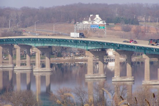 The Quad Cities in Illinois and Iowa Unveil Final Design for New $288M I-80 River Bridge