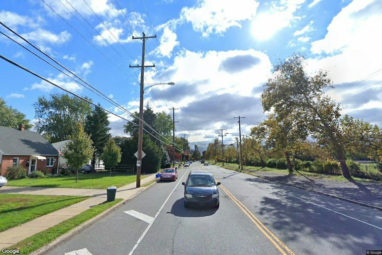 Three Men Haul Off Four Pallets of Ground Beef From Northeast Philly Semi