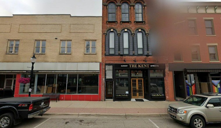 Three Rivers restaurant pairs weekday dining with monthly communal dinners